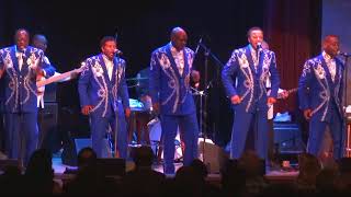 quotWorking My Way Back To Youquot Live  The Spinners  Oakland Yoshis  November 26 2017 [upl. by Dyal]